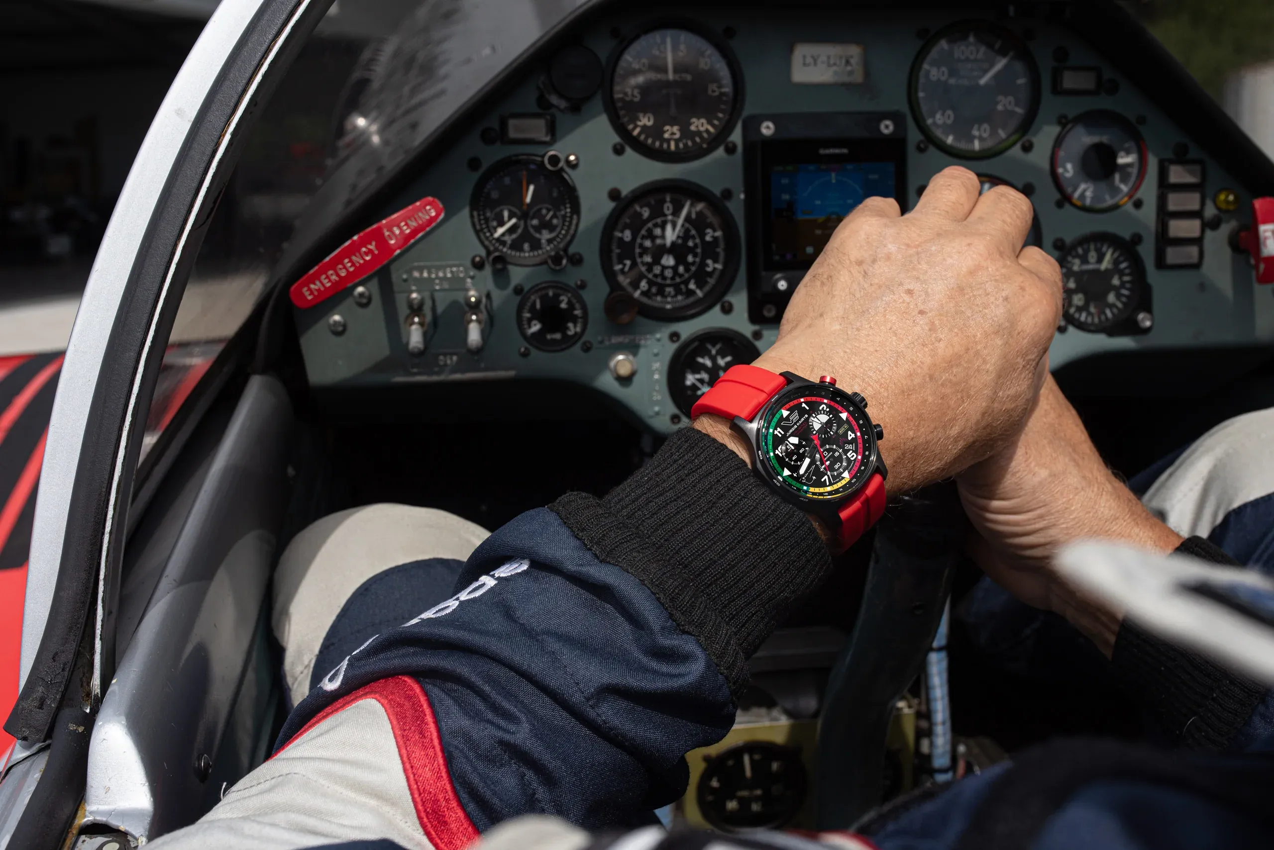 Jurgis Kairys UNLIMITED AEROBATICS VK68-592C775 9