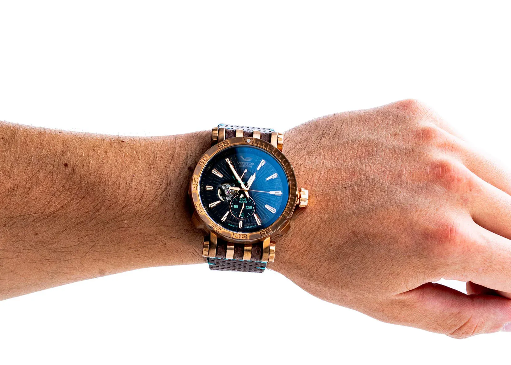 Bronze | YN84-575O540 2